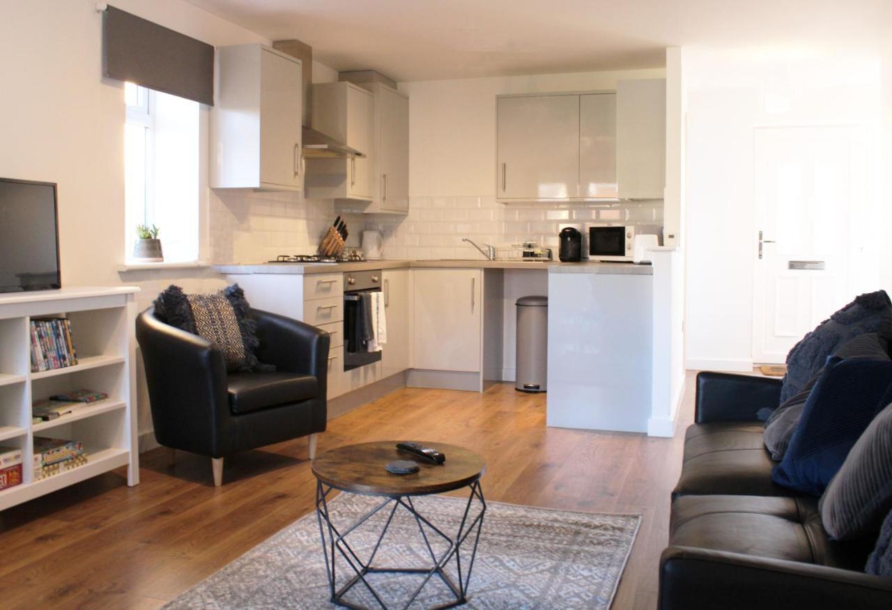 Apartment - Private Flat With Garden & Parking 06 Abingdon-on-Thames